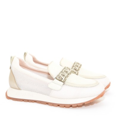 M43 HV253948 Latte