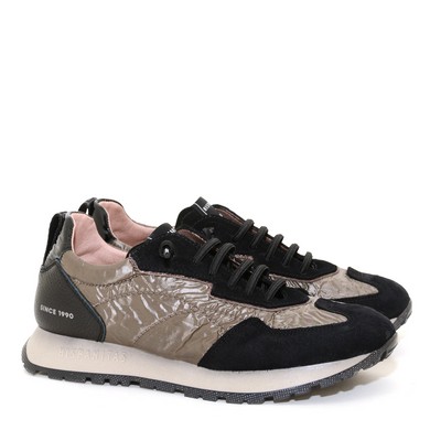 M62 HI254209 black topo