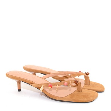 C102 YR6006 Tan