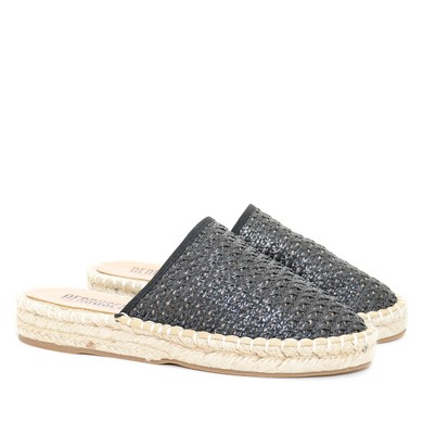 Slip on Black A39