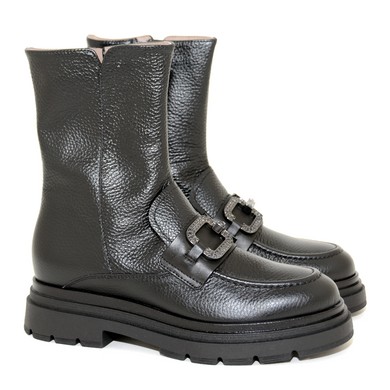 5890 Vitello Nero M23